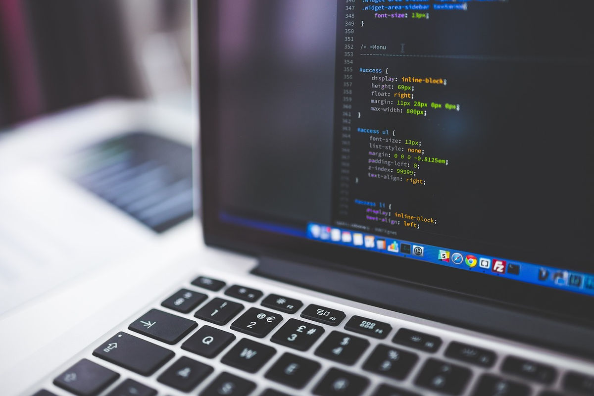 Custom form coding with validation and accessibility in mind
